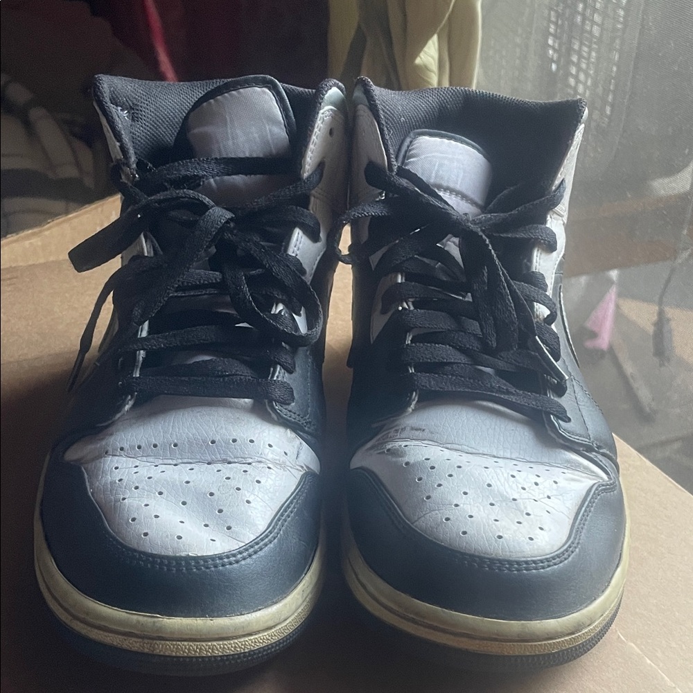 Nike Black and White High-Top Sneakers man size 10
